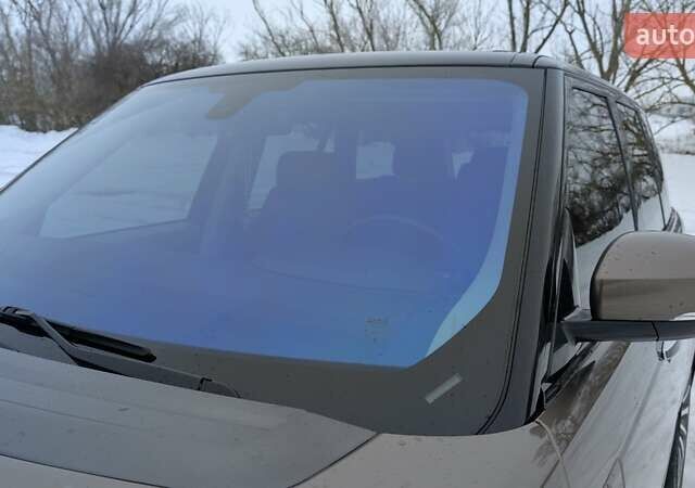 Бежевий Ленд Ровер Рендж Ровер, об'ємом двигуна 4.4 л та пробігом 208 тис. км за 36900 $, фото 87 на Automoto.ua