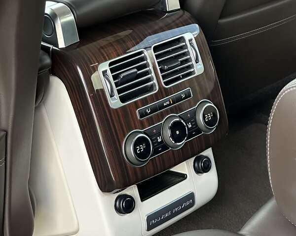 Бежевый Ленд Ровер Рендж Ровер, объемом двигателя 2.99 л и пробегом 216 тыс. км за 25900 $, фото 21 на Automoto.ua