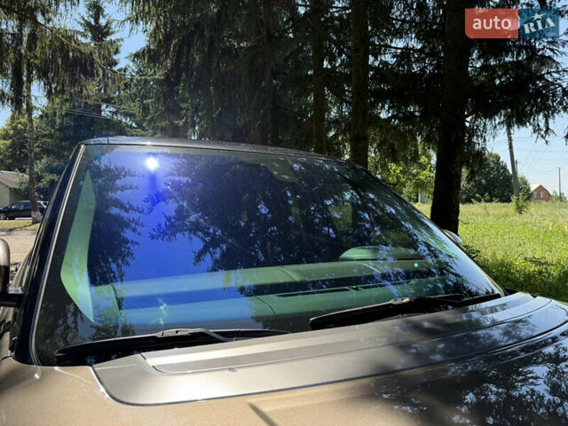 Бежевый Ленд Ровер Рендж Ровер, объемом двигателя 4.4 л и пробегом 208 тыс. км за 39900 $, фото 31 на Automoto.ua