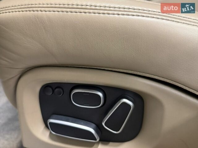 Бежевый Ленд Ровер Рендж Ровер, объемом двигателя 5 л и пробегом 170 тыс. км за 32000 $, фото 11 на Automoto.ua