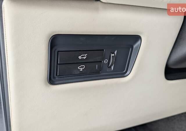 Бежевий Ленд Ровер Рендж Ровер, об'ємом двигуна 4.4 л та пробігом 208 тис. км за 36900 $, фото 58 на Automoto.ua