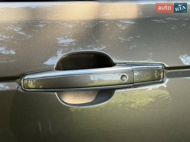 Бежевый Ленд Ровер Рендж Ровер, объемом двигателя 4.4 л и пробегом 208 тыс. км за 39900 $, фото 34 на Automoto.ua