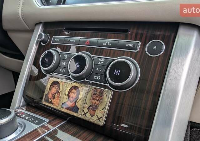 Бежевий Ленд Ровер Рендж Ровер, об'ємом двигуна 4.4 л та пробігом 208 тис. км за 36900 $, фото 42 на Automoto.ua