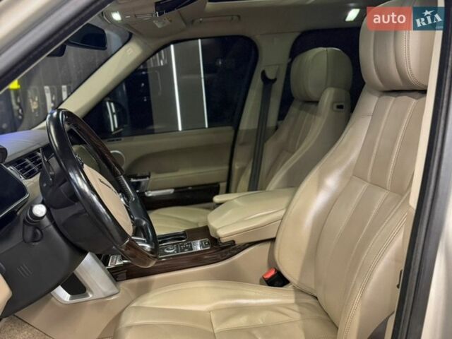Бежевый Ленд Ровер Рендж Ровер, объемом двигателя 5 л и пробегом 170 тыс. км за 32000 $, фото 13 на Automoto.ua