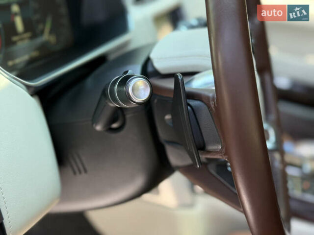 Бежевый Ленд Ровер Рендж Ровер, объемом двигателя 4.4 л и пробегом 208 тыс. км за 39900 $, фото 49 на Automoto.ua