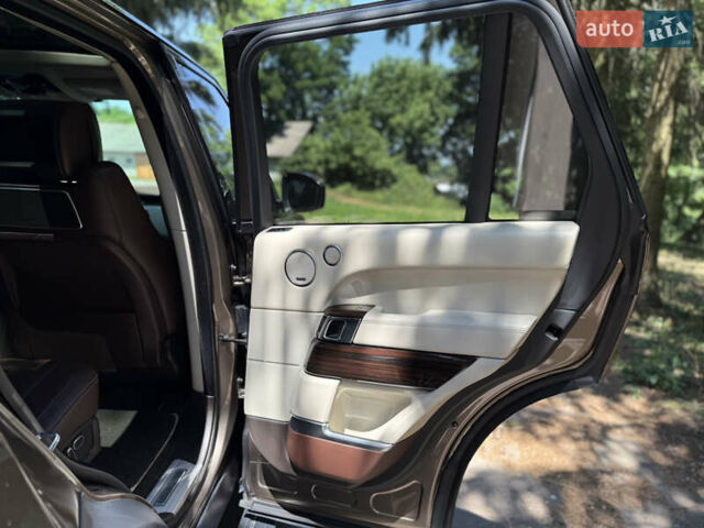 Бежевый Ленд Ровер Рендж Ровер, объемом двигателя 4.4 л и пробегом 208 тыс. км за 39777 $, фото 74 на Automoto.ua