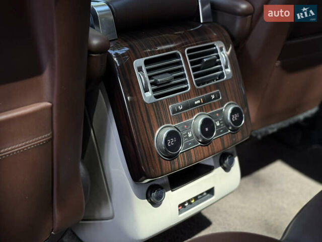 Бежевый Ленд Ровер Рендж Ровер, объемом двигателя 4.4 л и пробегом 208 тыс. км за 39900 $, фото 65 на Automoto.ua