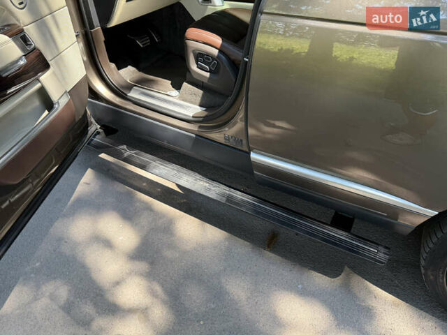 Бежевый Ленд Ровер Рендж Ровер, объемом двигателя 4.4 л и пробегом 208 тыс. км за 39777 $, фото 83 на Automoto.ua