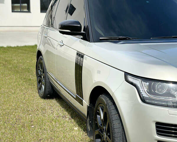 Бежевий Ленд Ровер Рендж Ровер, об'ємом двигуна 5 л та пробігом 170 тис. км за 35000 $, фото 2 на Automoto.ua