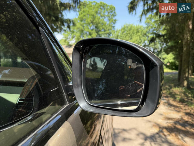 Бежевый Ленд Ровер Рендж Ровер, объемом двигателя 4.4 л и пробегом 208 тыс. км за 39777 $, фото 43 на Automoto.ua