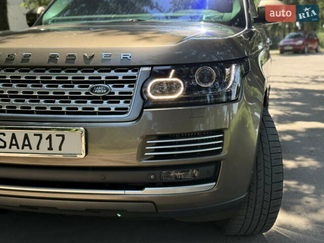 Бежевий Ленд Ровер Рендж Ровер, об'ємом двигуна 4.4 л та пробігом 208 тис. км за 43000 $, фото 45 на Automoto.ua