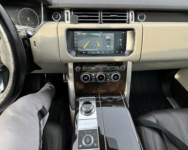 Бежевий Ленд Ровер Рендж Ровер, об'ємом двигуна 2.99 л та пробігом 127 тис. км за 43000 $, фото 38 на Automoto.ua