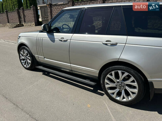 Бежевый Ленд Ровер Рендж Ровер, объемом двигателя 2.99 л и пробегом 124 тыс. км за 46500 $, фото 9 на Automoto.ua