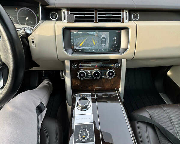 Бежевий Ленд Ровер Рендж Ровер, об'ємом двигуна 2.99 л та пробігом 128 тис. км за 42700 $, фото 20 на Automoto.ua