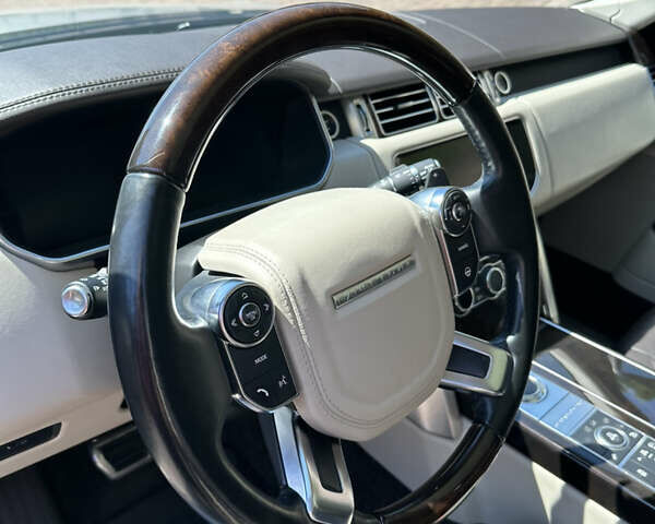 Бежевый Ленд Ровер Рендж Ровер, объемом двигателя 2.99 л и пробегом 124 тыс. км за 46500 $, фото 18 на Automoto.ua