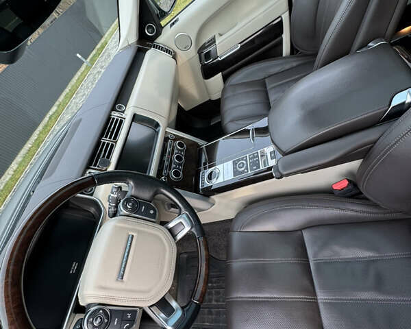 Бежевий Ленд Ровер Рендж Ровер, об'ємом двигуна 2.99 л та пробігом 127 тис. км за 43000 $, фото 25 на Automoto.ua