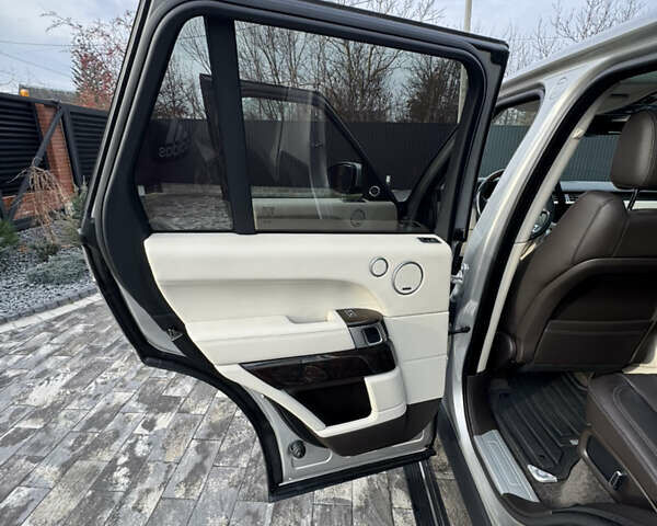 Бежевий Ленд Ровер Рендж Ровер, об'ємом двигуна 2.99 л та пробігом 127 тис. км за 43000 $, фото 34 на Automoto.ua