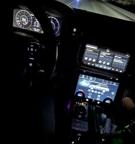 Бежевий Ленд Ровер Рендж Ровер, об'ємом двигуна 2.99 л та пробігом 128 тис. км за 42700 $, фото 4 на Automoto.ua