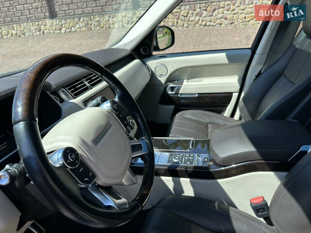 Бежевый Ленд Ровер Рендж Ровер, объемом двигателя 2.99 л и пробегом 124 тыс. км за 46500 $, фото 16 на Automoto.ua