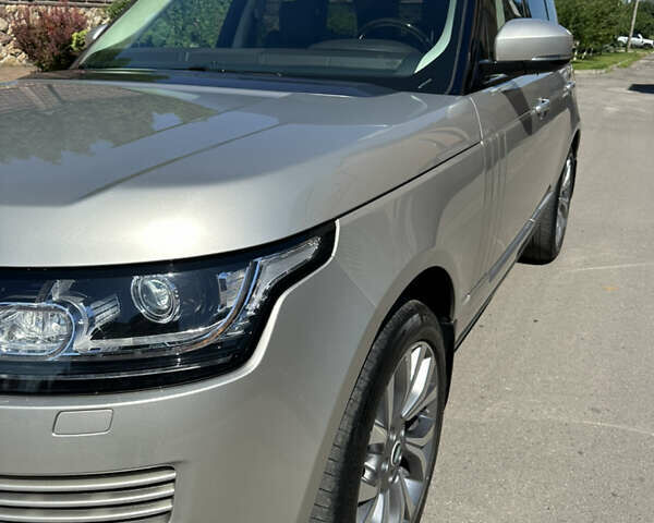 Бежевый Ленд Ровер Рендж Ровер, объемом двигателя 2.99 л и пробегом 124 тыс. км за 41500 $, фото 5 на Automoto.ua