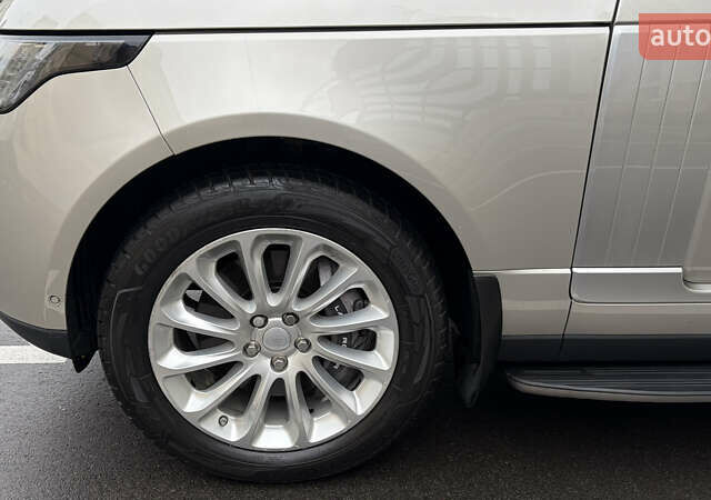 Бежевый Ленд Ровер Рендж Ровер, объемом двигателя 4.37 л и пробегом 243 тыс. км за 72005 $, фото 13 на Automoto.ua