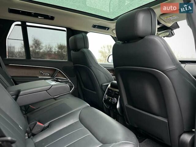 Бежевий Ленд Ровер Рендж Ровер, об'ємом двигуна 4.39 л та пробігом 48 тис. км за 149900 $, фото 52 на Automoto.ua