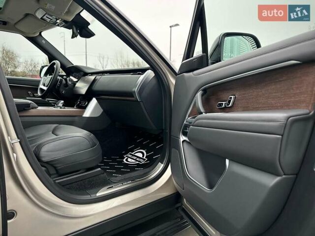 Бежевий Ленд Ровер Рендж Ровер, об'ємом двигуна 4.39 л та пробігом 48 тис. км за 149900 $, фото 68 на Automoto.ua