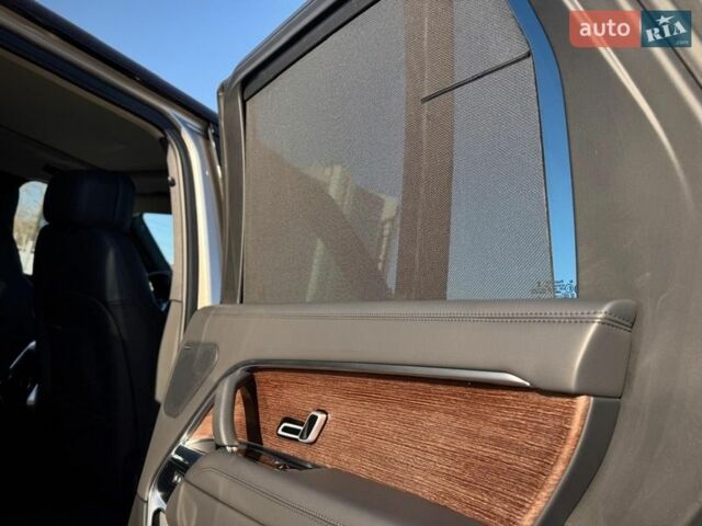 Бежевий Ленд Ровер Рендж Ровер, об'ємом двигуна 4.39 л та пробігом 49 тис. км за 148800 $, фото 61 на Automoto.ua