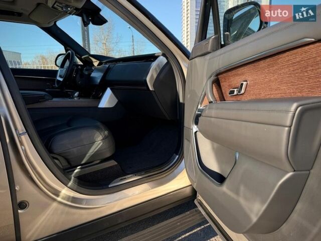 Бежевий Ленд Ровер Рендж Ровер, об'ємом двигуна 4.39 л та пробігом 49 тис. км за 148800 $, фото 92 на Automoto.ua