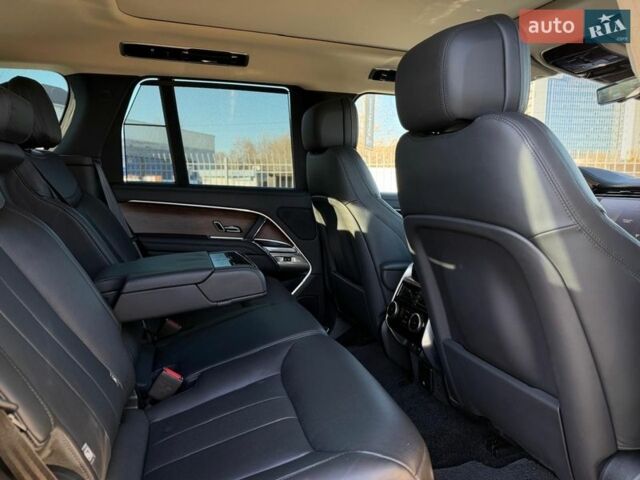 Бежевий Ленд Ровер Рендж Ровер, об'ємом двигуна 4.39 л та пробігом 49 тис. км за 148800 $, фото 72 на Automoto.ua