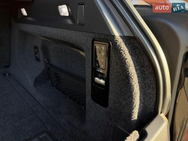 Бежевий Ленд Ровер Рендж Ровер, об'ємом двигуна 4.39 л та пробігом 49 тис. км за 148800 $, фото 41 на Automoto.ua