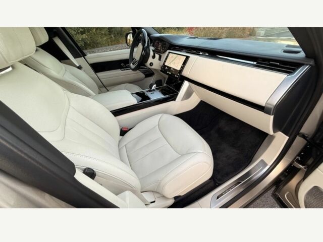 Бежевий Ленд Ровер Рендж Ровер, об'ємом двигуна 3 л та пробігом 14 тис. км за 170000 $, фото 11 на Automoto.ua