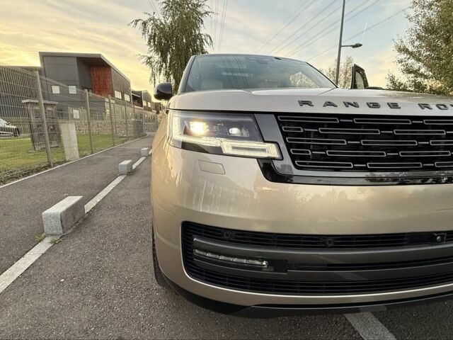 Бежевий Ленд Ровер Рендж Ровер, об'ємом двигуна 3 л та пробігом 14 тис. км за 170000 $, фото 1 на Automoto.ua