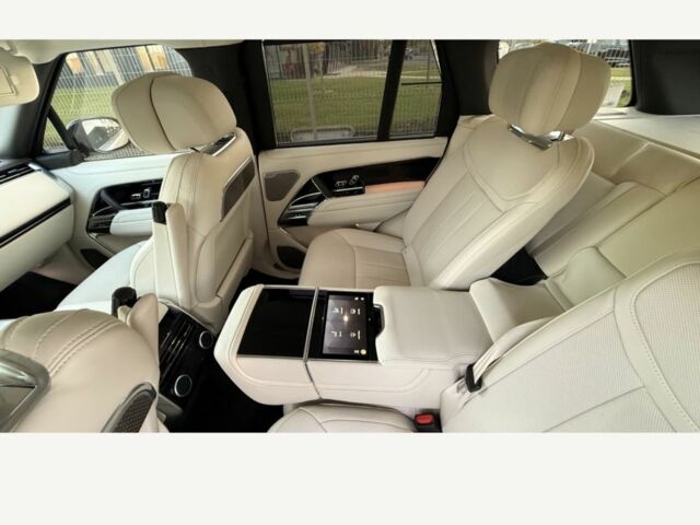 Бежевий Ленд Ровер Рендж Ровер, об'ємом двигуна 3 л та пробігом 14 тис. км за 170000 $, фото 9 на Automoto.ua