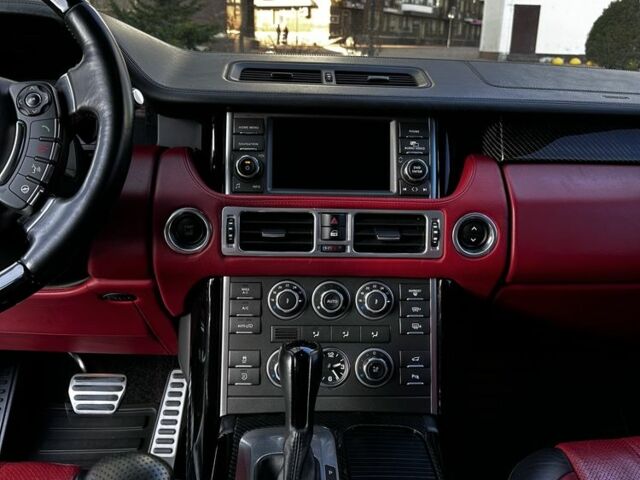 Чорний Ленд Ровер Рендж Ровер, об'ємом двигуна 5 л та пробігом 128 тис. км за 18000 $, фото 5 на Automoto.ua