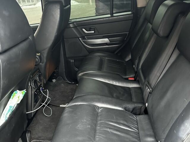 Черный Ленд Ровер Рендж Ровер, объемом двигателя 2.7 л и пробегом 174 тыс. км за 4716 $, фото 6 на Automoto.ua