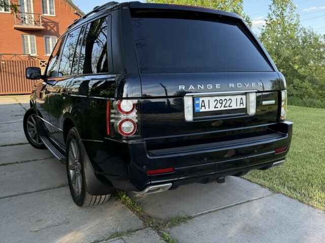 Чорний Ленд Ровер Рендж Ровер, об'ємом двигуна 4.4 л та пробігом 250 тис. км за 22261 $, фото 5 на Automoto.ua