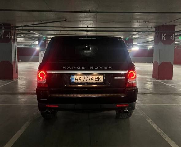 Чорний Ленд Ровер Рендж Ровер, об'ємом двигуна 5 л та пробігом 0 тис. км за 24600 $, фото 1 на Automoto.ua