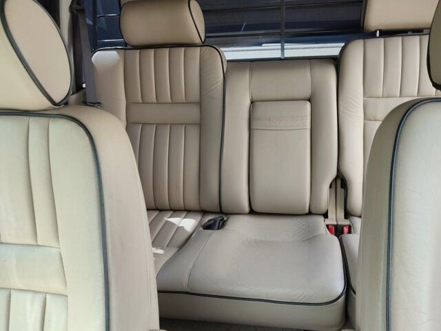 Чорний Ленд Ровер Рендж Ровер, об'ємом двигуна 2.5 л та пробігом 280 тис. км за 9500 $, фото 2 на Automoto.ua