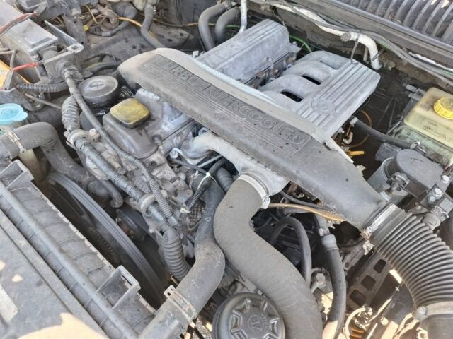 Чорний Ленд Ровер Рендж Ровер, об'ємом двигуна 0 л та пробігом 345 тис. км за 4100 $, фото 6 на Automoto.ua