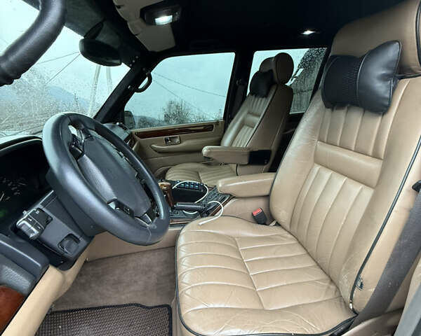 Черный Ленд Ровер Рендж Ровер, объемом двигателя 4.55 л и пробегом 210 тыс. км за 15500 $, фото 5 на Automoto.ua