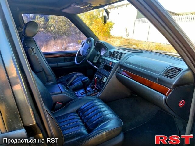 Чорний Ленд Ровер Рендж Ровер, об'ємом двигуна 4.6 л та пробігом 320 тис. км за 5000 $, фото 8 на Automoto.ua