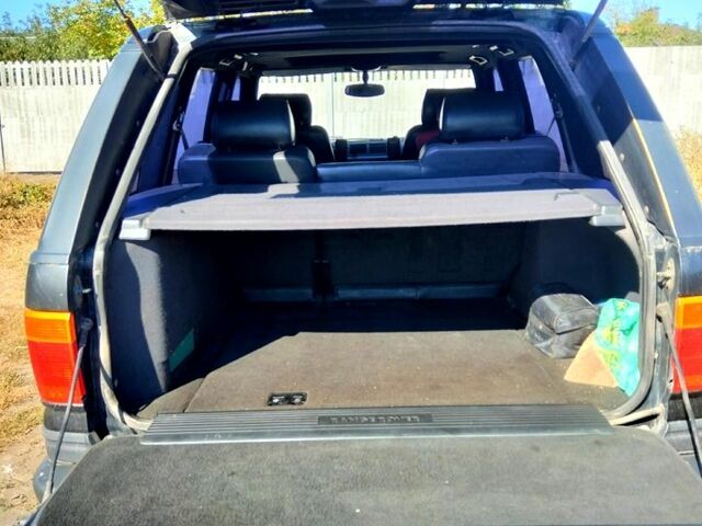 Чорний Ленд Ровер Рендж Ровер, об'ємом двигуна 4.6 л та пробігом 320 тис. км за 5000 $, фото 9 на Automoto.ua