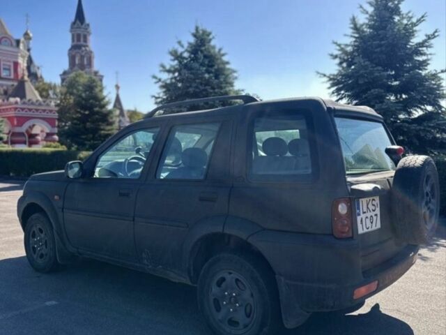 Черный Ленд Ровер Рендж Ровер, объемом двигателя 2 л и пробегом 357 тыс. км за 2700 $, фото 5 на Automoto.ua