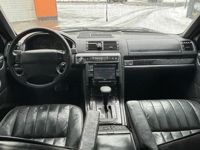 Черный Ленд Ровер Рендж Ровер, объемом двигателя 4.6 л и пробегом 400 тыс. км за 4400 $, фото 10 на Automoto.ua