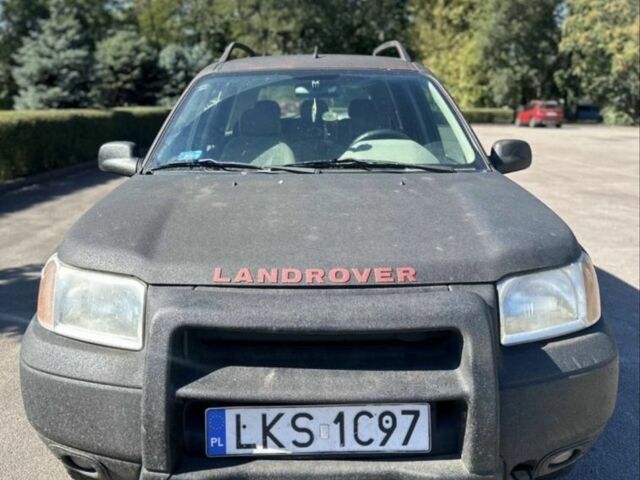 Черный Ленд Ровер Рендж Ровер, объемом двигателя 2 л и пробегом 357 тыс. км за 2700 $, фото 7 на Automoto.ua