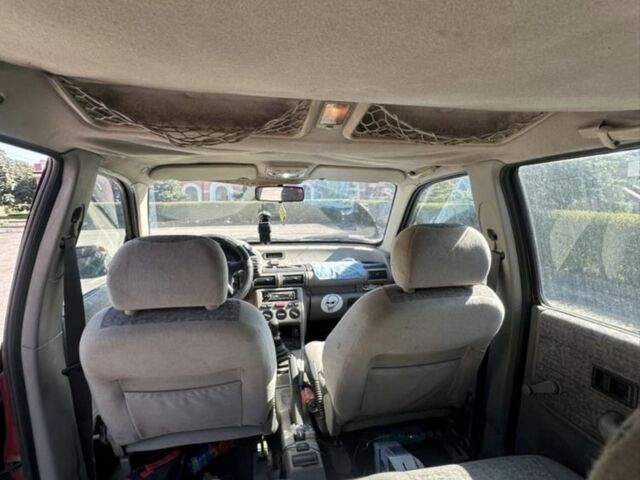 Черный Ленд Ровер Рендж Ровер, объемом двигателя 2 л и пробегом 357 тыс. км за 2700 $, фото 1 на Automoto.ua