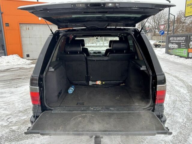 Черный Ленд Ровер Рендж Ровер, объемом двигателя 4.6 л и пробегом 400 тыс. км за 4400 $, фото 11 на Automoto.ua