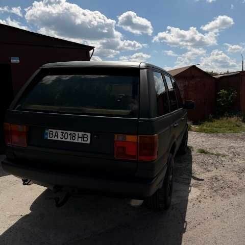 Чорний Ленд Ровер Рендж Ровер, об'ємом двигуна 2.5 л та пробігом 280 тис. км за 8215 $, фото 17 на Automoto.ua