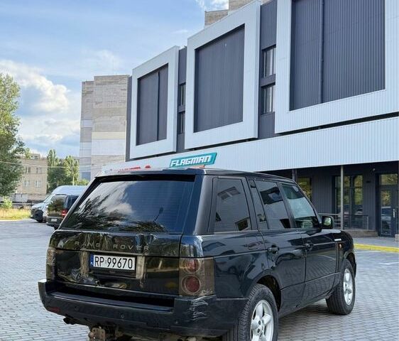Чорний Ленд Ровер Рендж Ровер, об'ємом двигуна 3 л та пробігом 235 тис. км за 3611 $, фото 3 на Automoto.ua